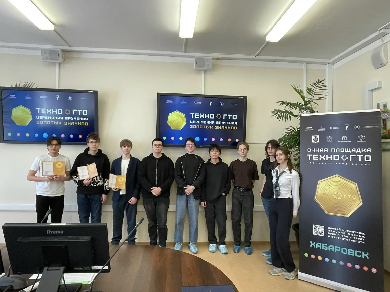 16wgBap-wJl_u-cp7q5F3WVzMBwtkgW5nGuIIgWgasrdkGb2iZ3PgiyxUhY0HKyFLA9ewe-Aw4yY83bstbhUyzvG